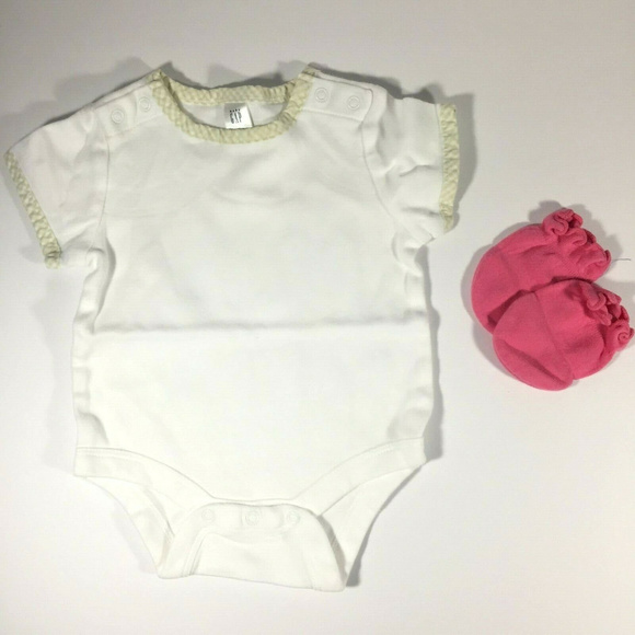 Lot‎ of Assorted Newborn Baby Clothes | Girls - Picture 5 of 8